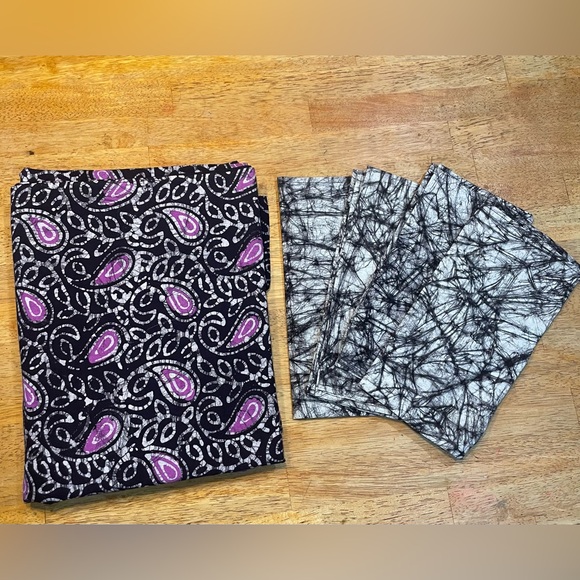 Rare Handmade Batik Tapestry Table Linens Lg Tablecloth 54"x86" Napkins 22"x22" - Picture 5 of 11